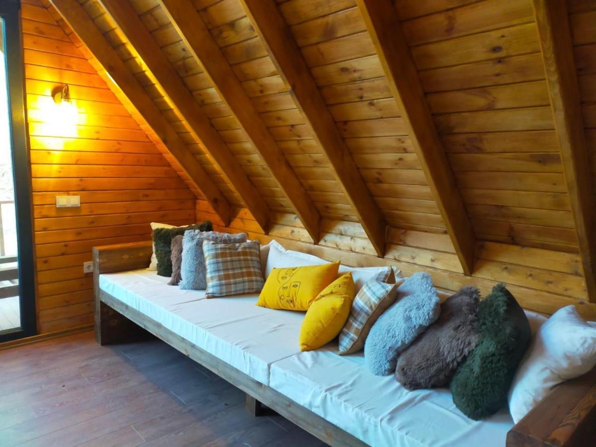 Panurlawoodenhouse Oezel Havuz& Sauna Mavi エクステリア 写真