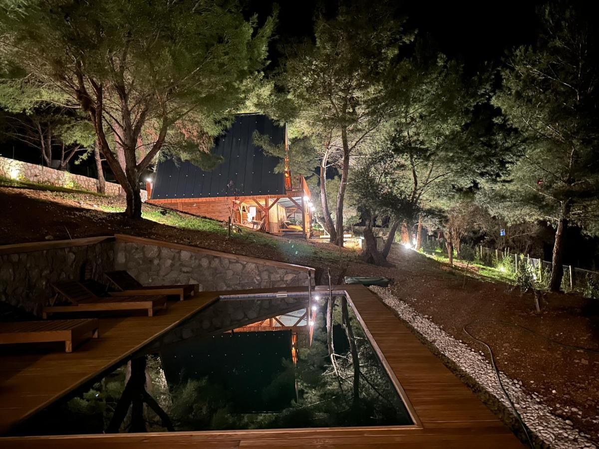 Panurlawoodenhouse Oezel Havuz& Sauna Mavi エクステリア 写真