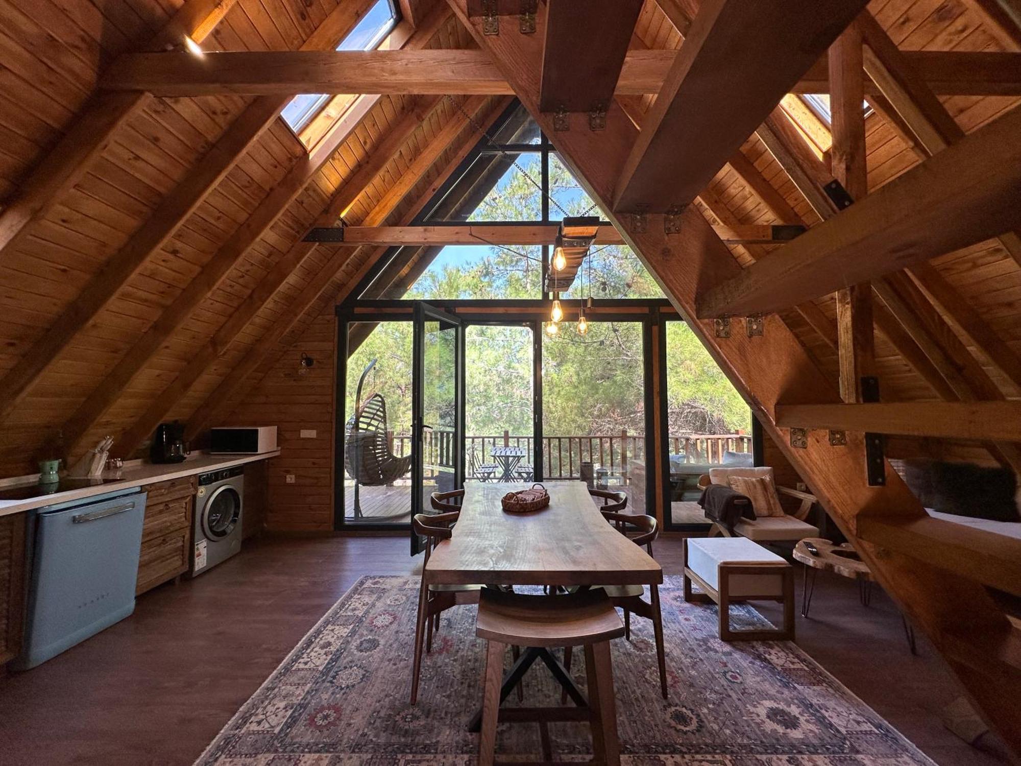Panurlawoodenhouse Oezel Havuz& Sauna Mavi エクステリア 写真