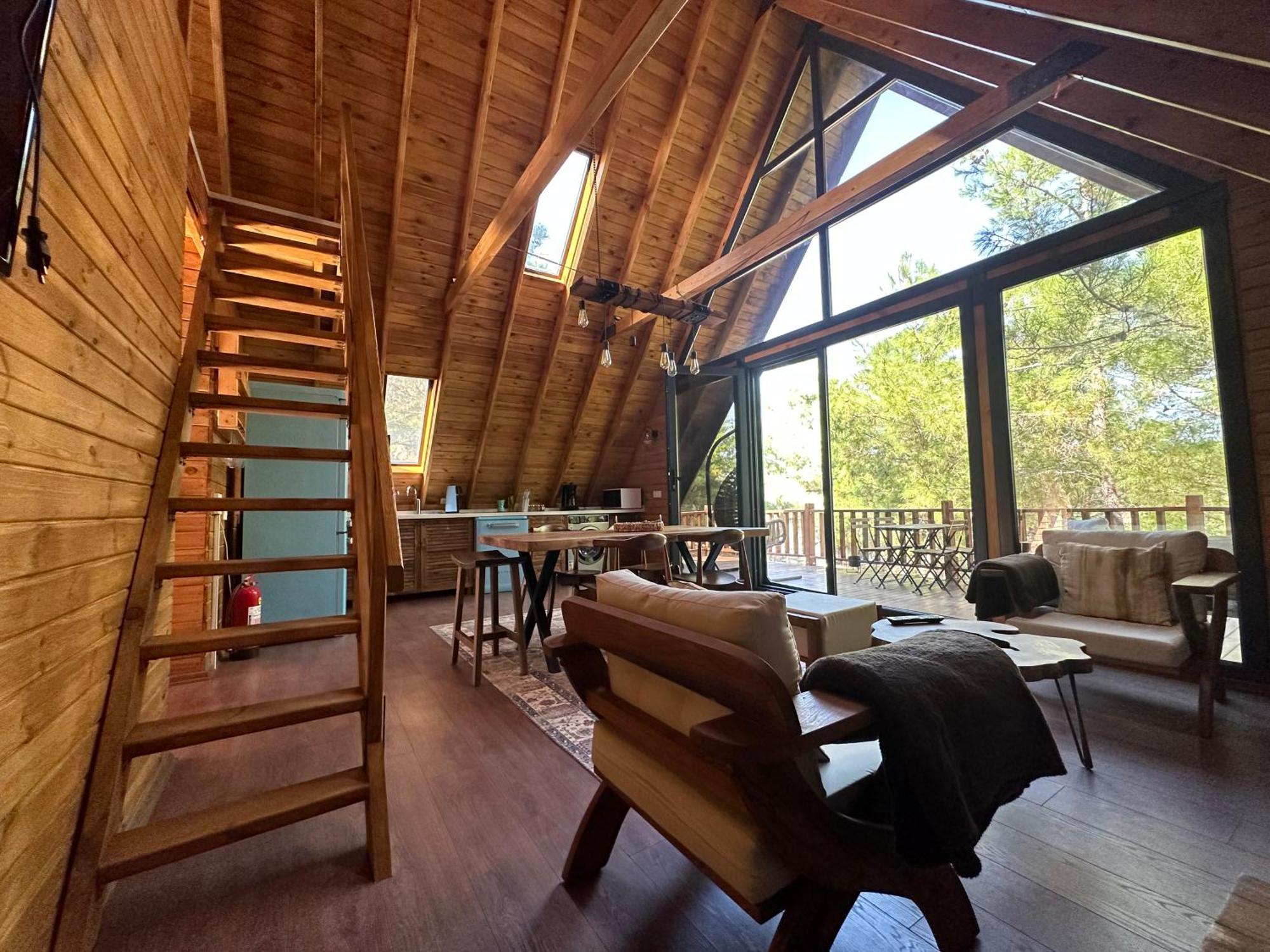 Panurlawoodenhouse Oezel Havuz& Sauna Mavi エクステリア 写真