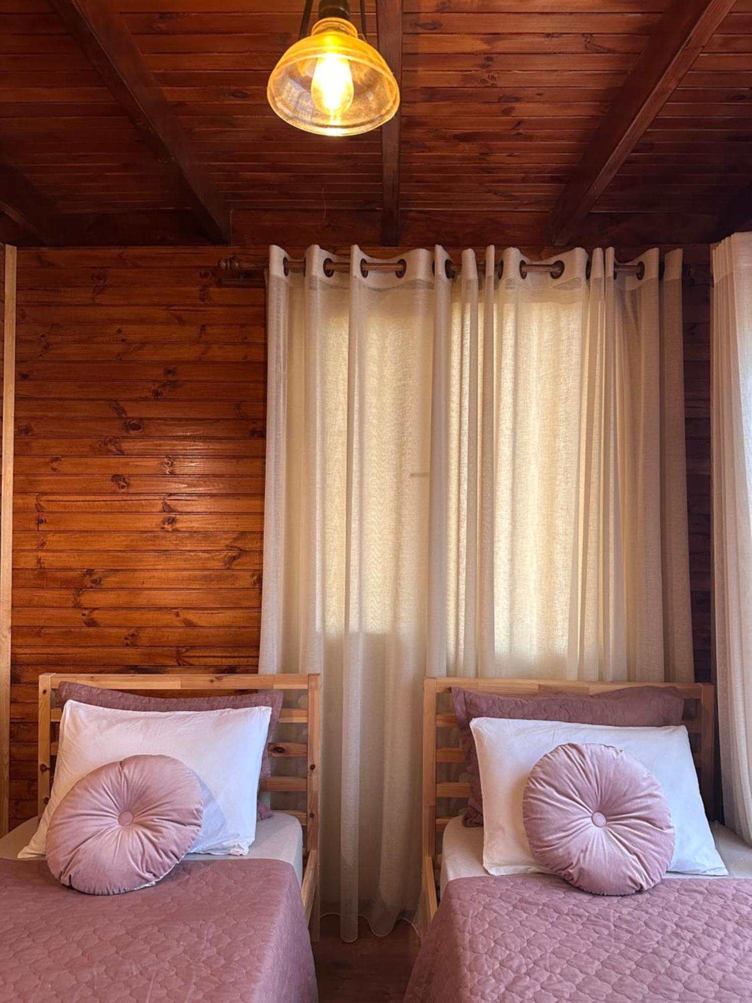 Panurlawoodenhouse Oezel Havuz& Sauna Mavi エクステリア 写真