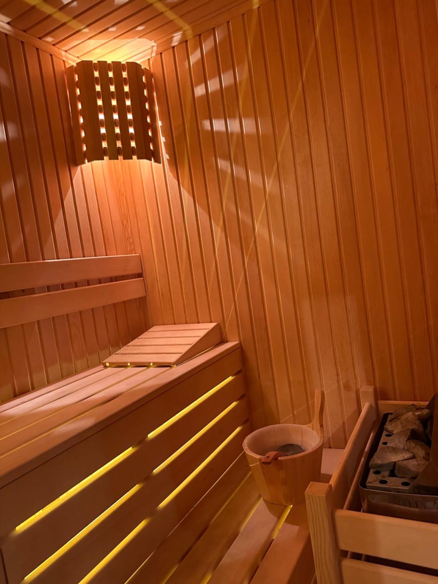 Panurlawoodenhouse Oezel Havuz& Sauna Mavi エクステリア 写真